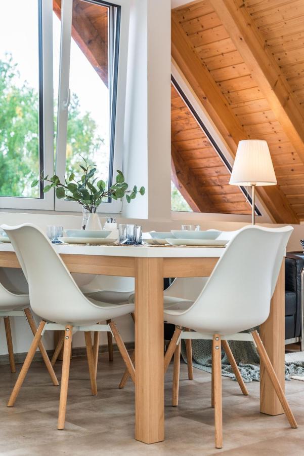 Luxury Apartman Lipno ลิปโนนัดเวิลตาวู ภายนอก รูปภาพ