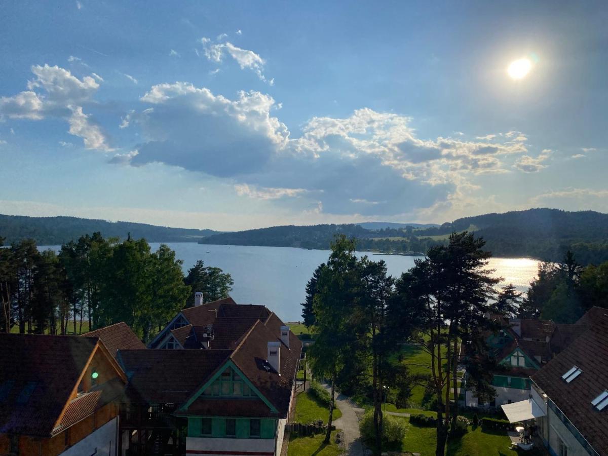 Luxury Apartman Lipno ลิปโนนัดเวิลตาวู ภายนอก รูปภาพ