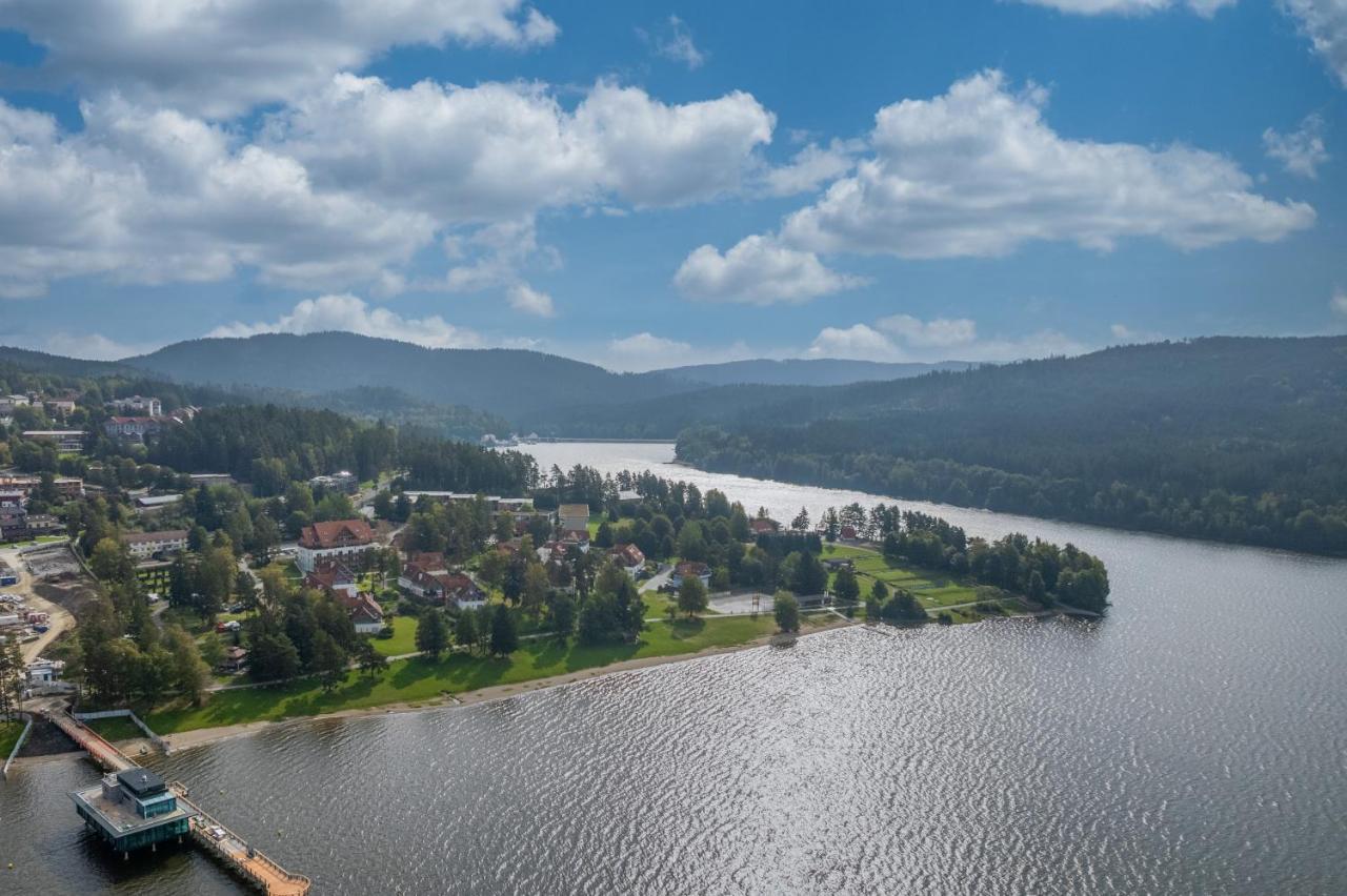 Luxury Apartman Lipno ลิปโนนัดเวิลตาวู ภายนอก รูปภาพ