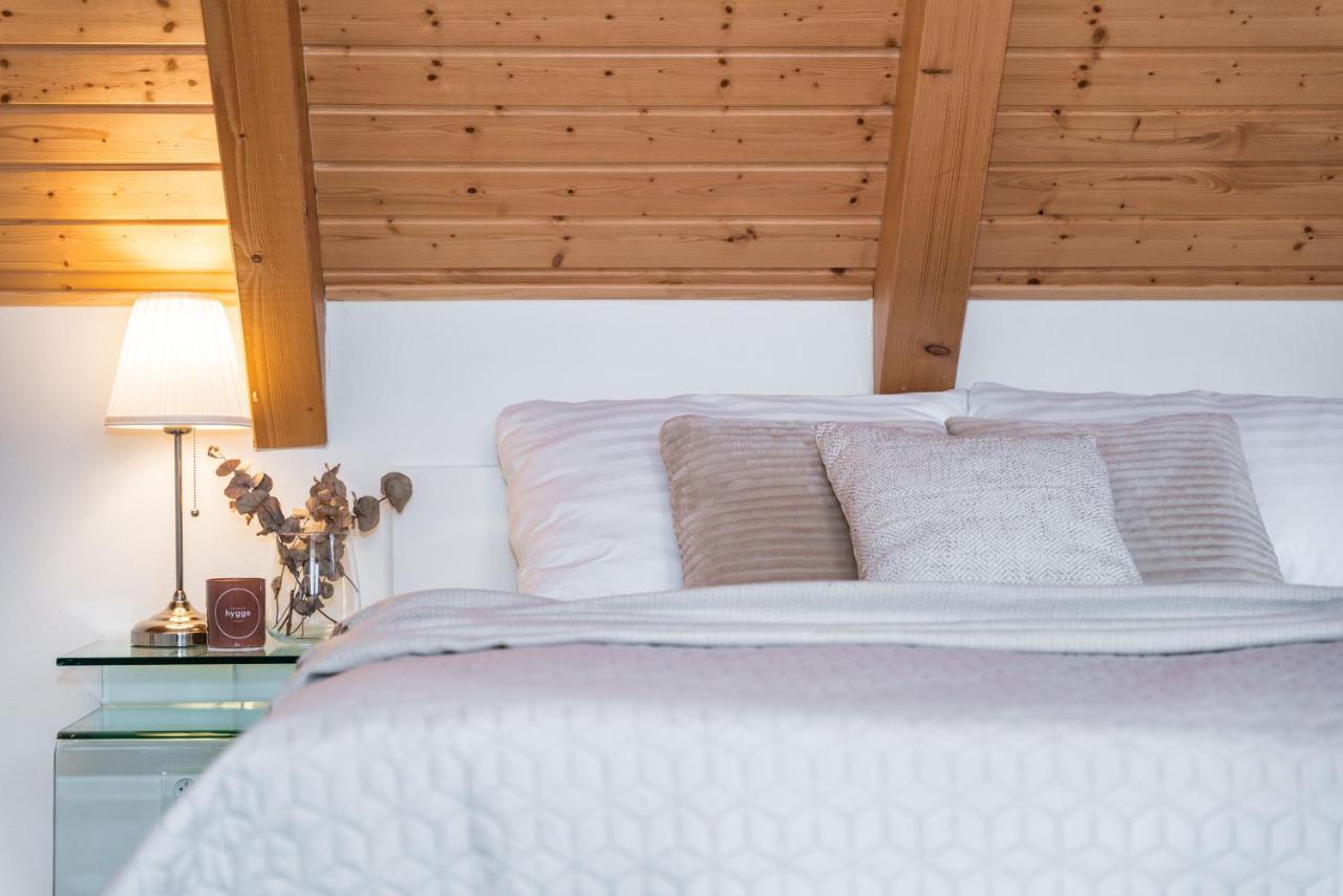 Luxury Apartman Lipno ลิปโนนัดเวิลตาวู ภายนอก รูปภาพ